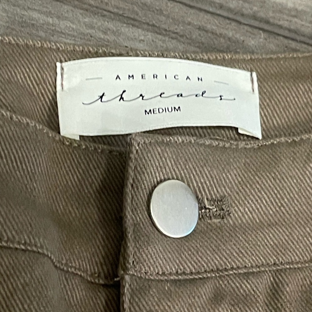 Women’s Brown Cargo Pants - Utility Style - Picture 4 of 10